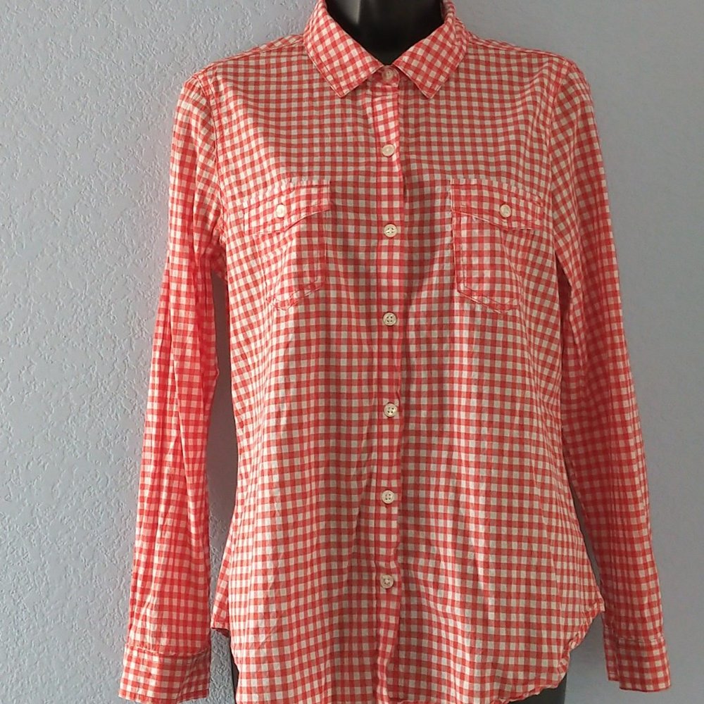 Red & White Gingham Print Button Down Shirt (Medium)